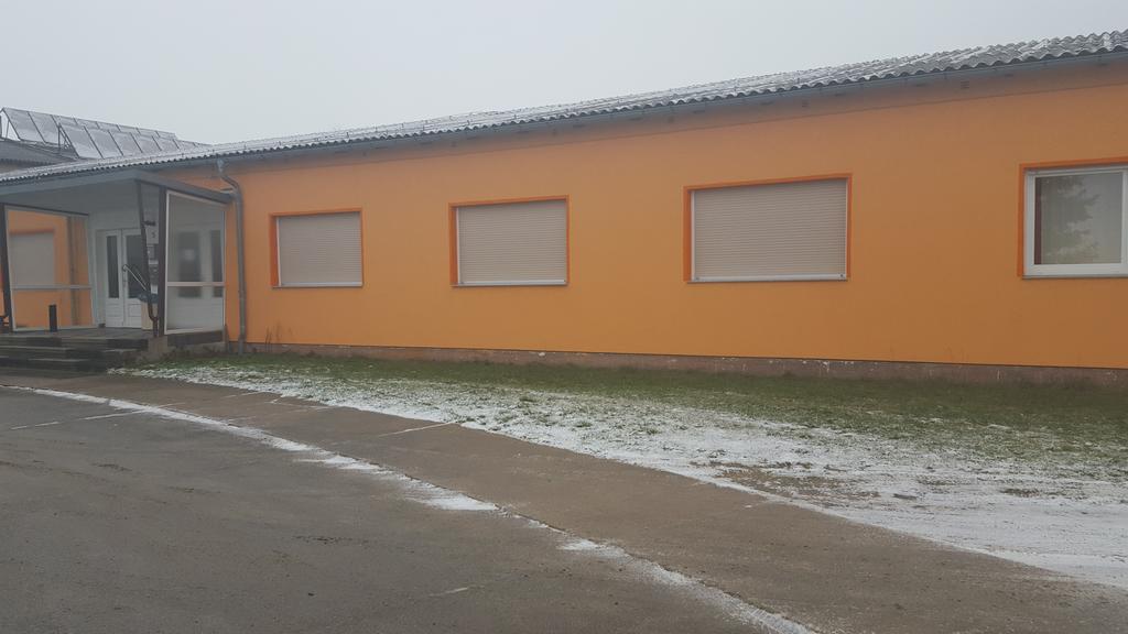 Gaestepension - Elsterland Am Sport- Und Freizeitpark Luaran gambar